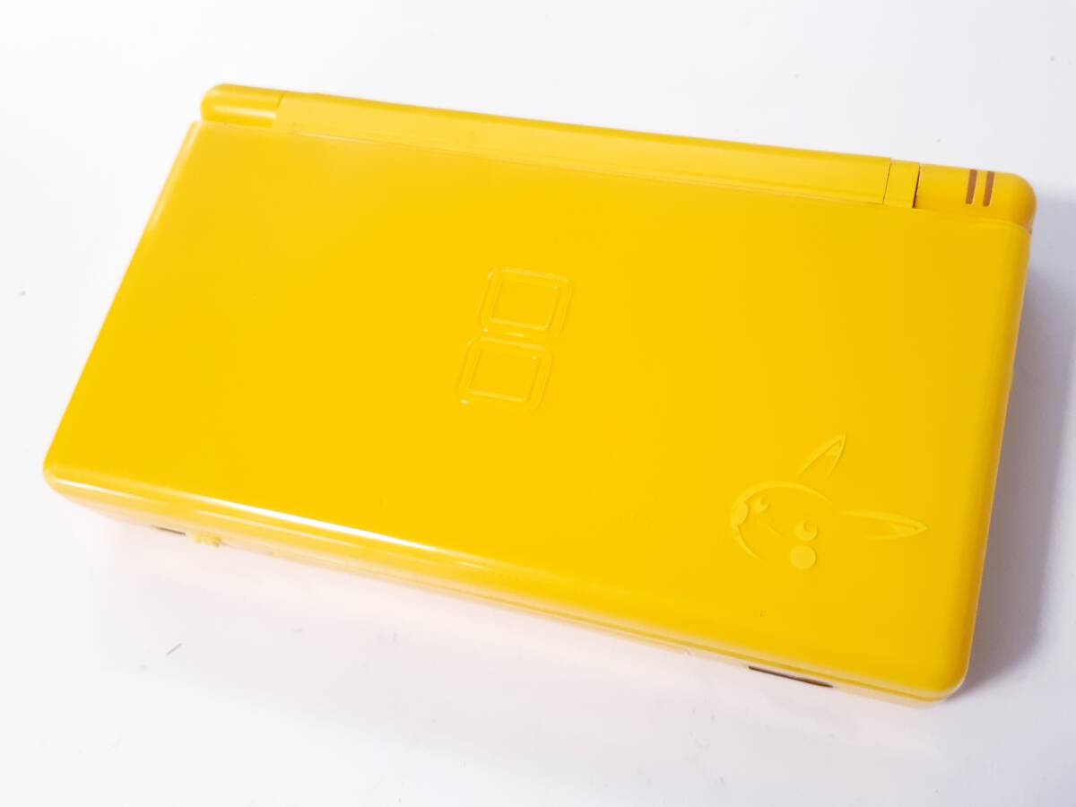 Nintendo DS Lite ピカチュウエディション 本体