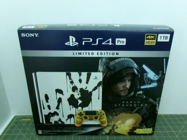 PlayStation 4 Pro 1TB DEATH STRANDING リミテッドエディション