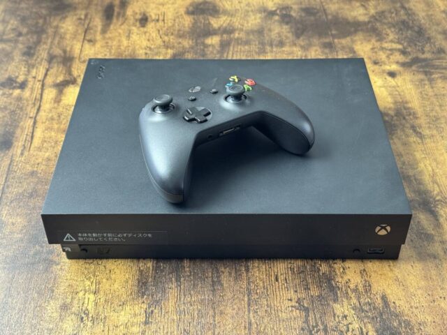 Microsoft Xbox One X 1TB SSD改造モデル