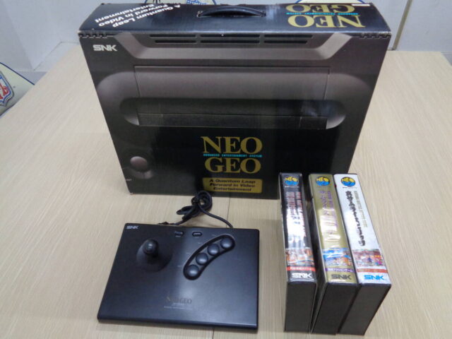 SNK NEOGEO ネオジオ 本体 ソフトセット