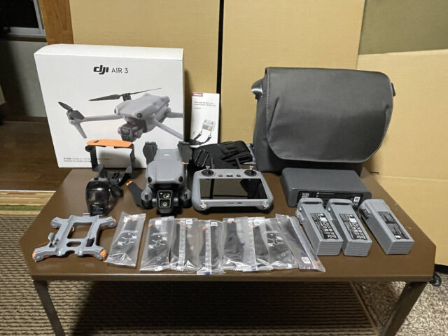 DJI Air 3 Fly More Combo RC2 ドローン