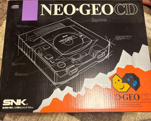 SNK ネオジオCD CD-T01 トップローディングタイプ