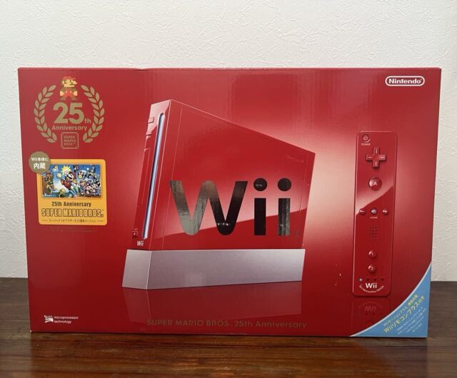 Nintendo Wii スーパーマリオブラザーズ 25周年記念モデル レッド