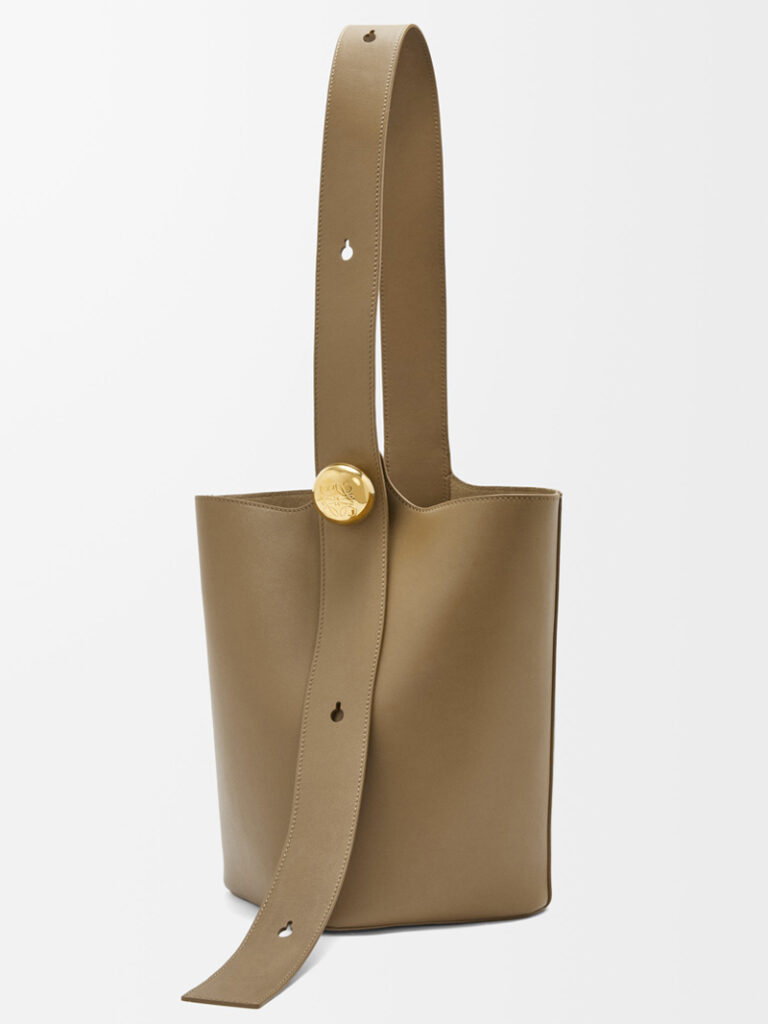 LOEWE ペブル バケットバッグ ミディアム スムースカーフ OAK
