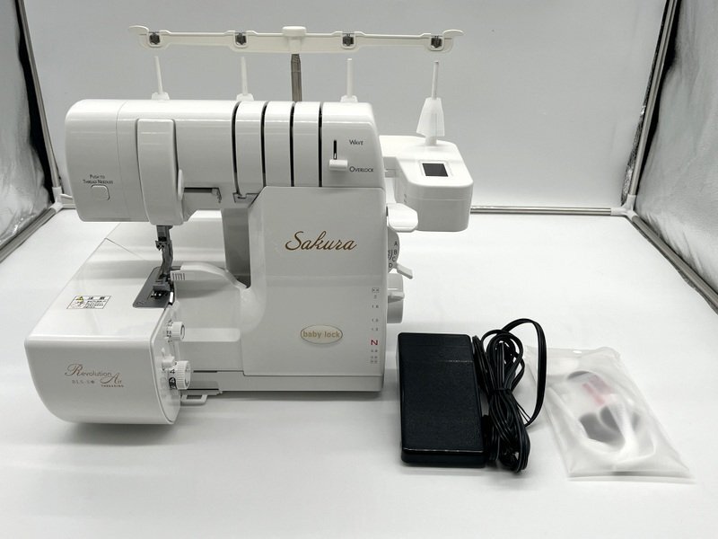 babylock Sakura BLS-5 Revolution Air ロックミシン