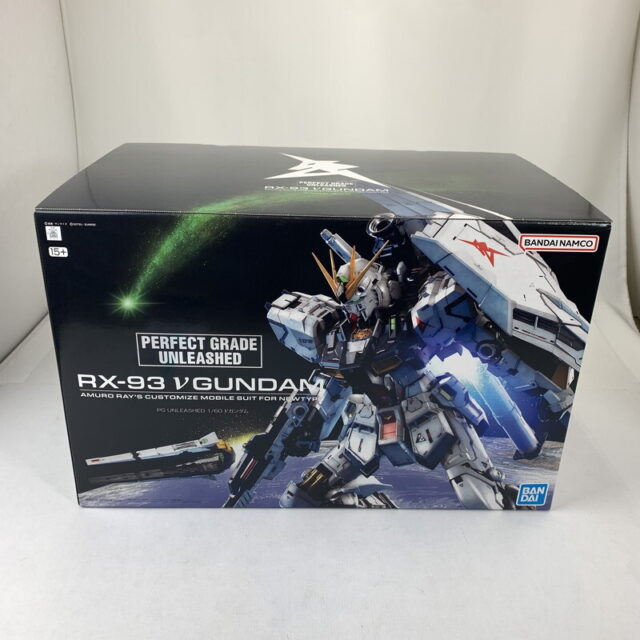 BANDAI PERFECT GRADE νガンダム 1/60 プラモデル