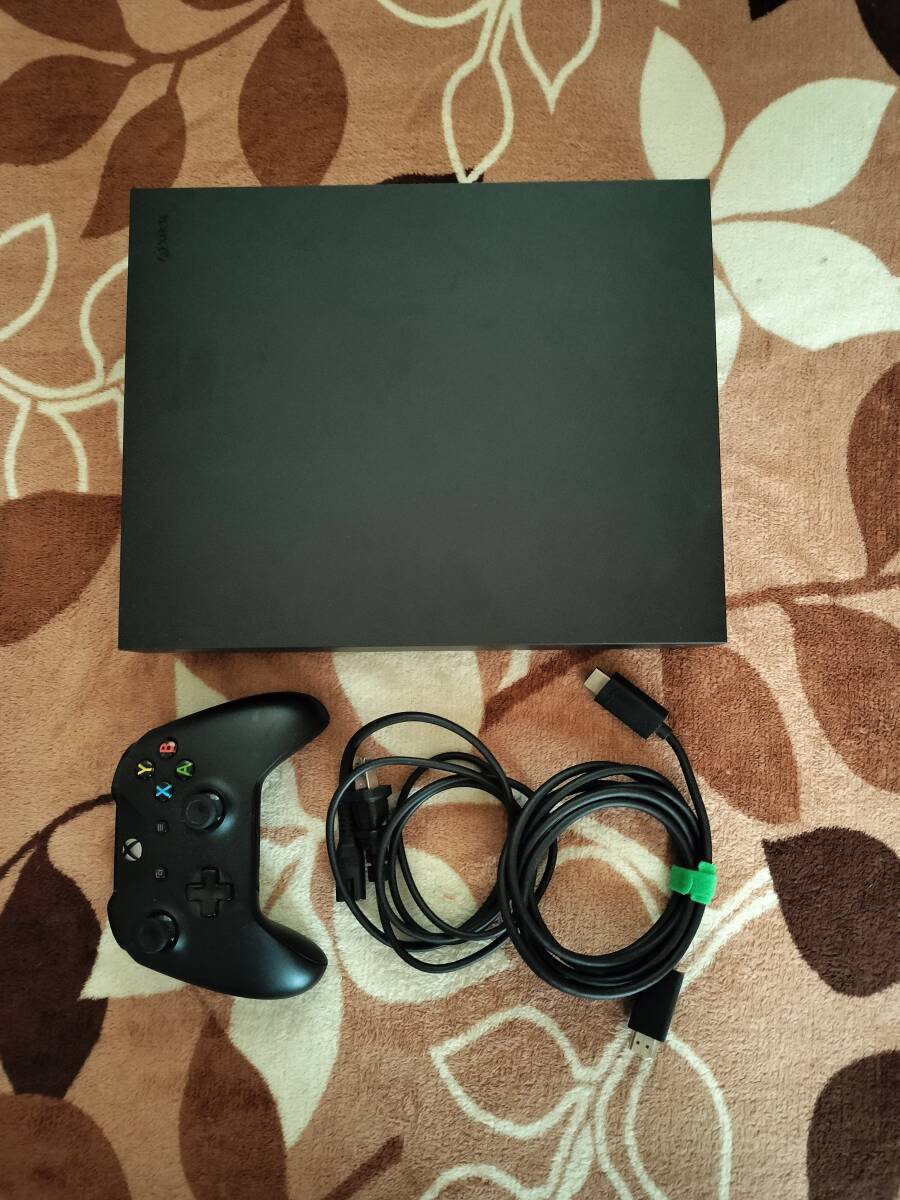 Xbox One X本体 コントローラー ケーブル付き