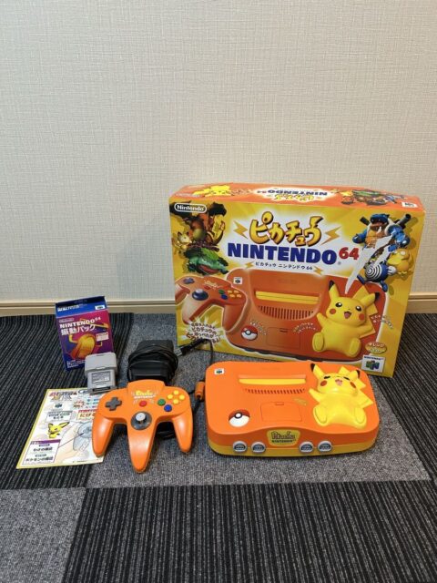 Nintendo 64 ピカチュウ オレンジ&イエロー