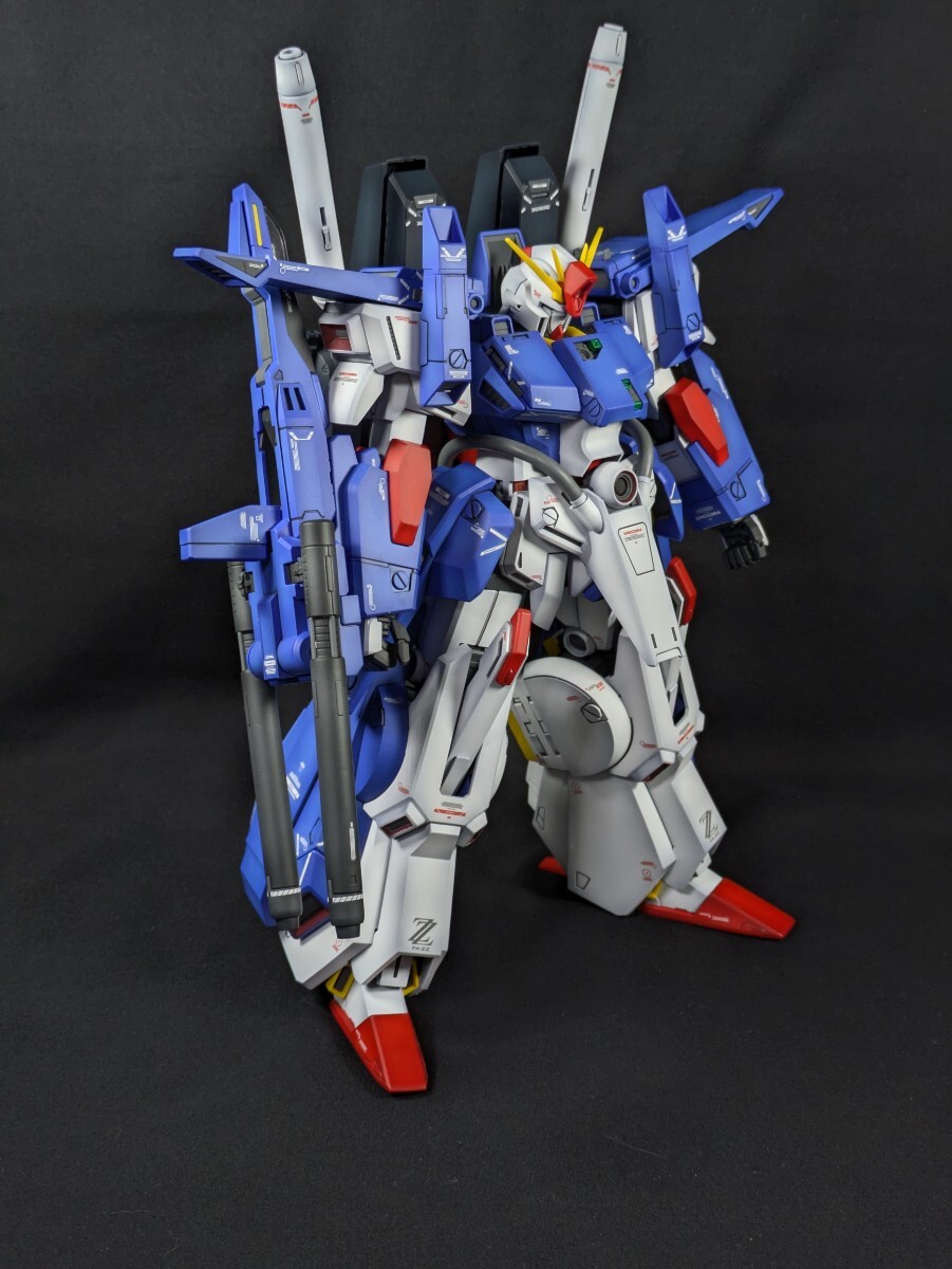 バンダイ MG 1/100 フルアーマーZZガンダム 塗装済み完成品