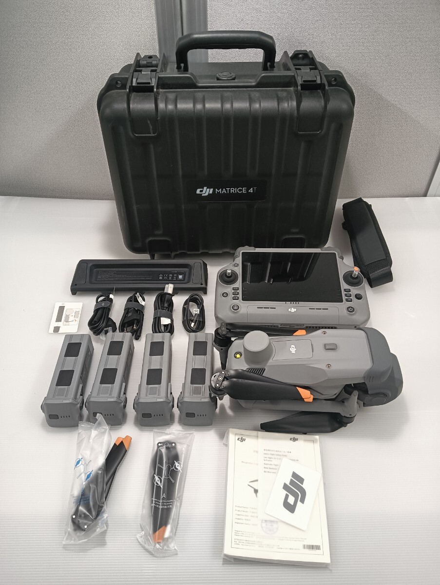 DJI Matrice 4T Universal Edition ドローン