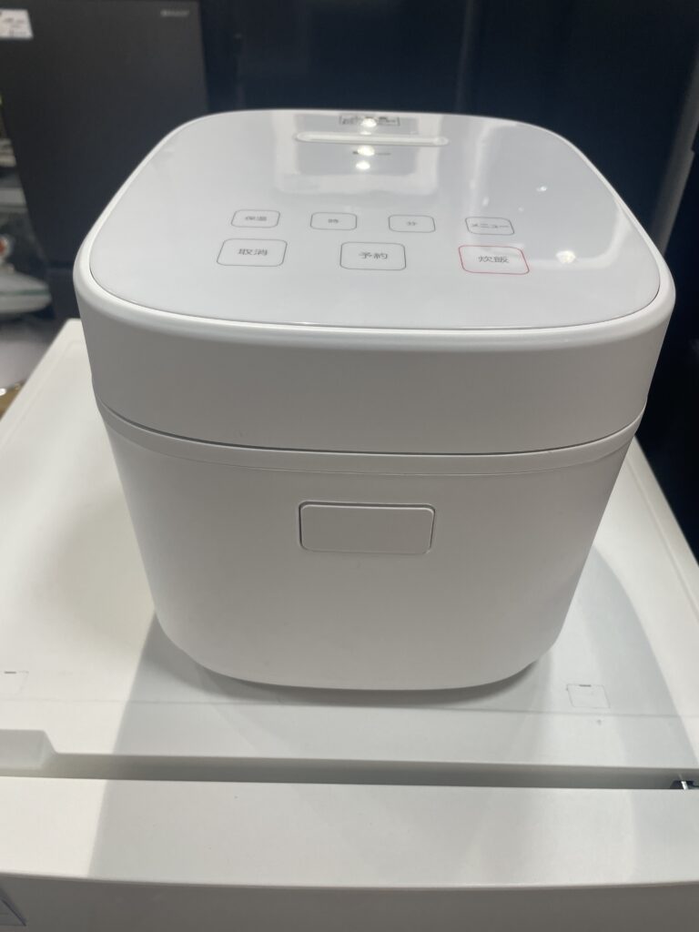 ニトリ　2025年製　5.5合炊き　マイコン炊飯ジャー 中古品販売