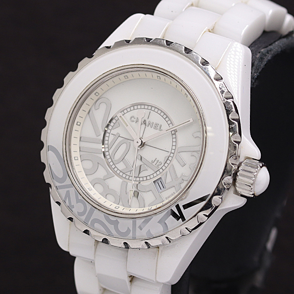 CHANEL J12 グラフィティ H5239 QZ ホワイト文字盤 レディース腕時計