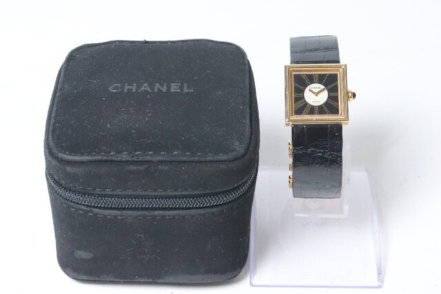CHANEL シャネル マドモアゼル 18K 750刻印 クオーツ レディース腕時計
