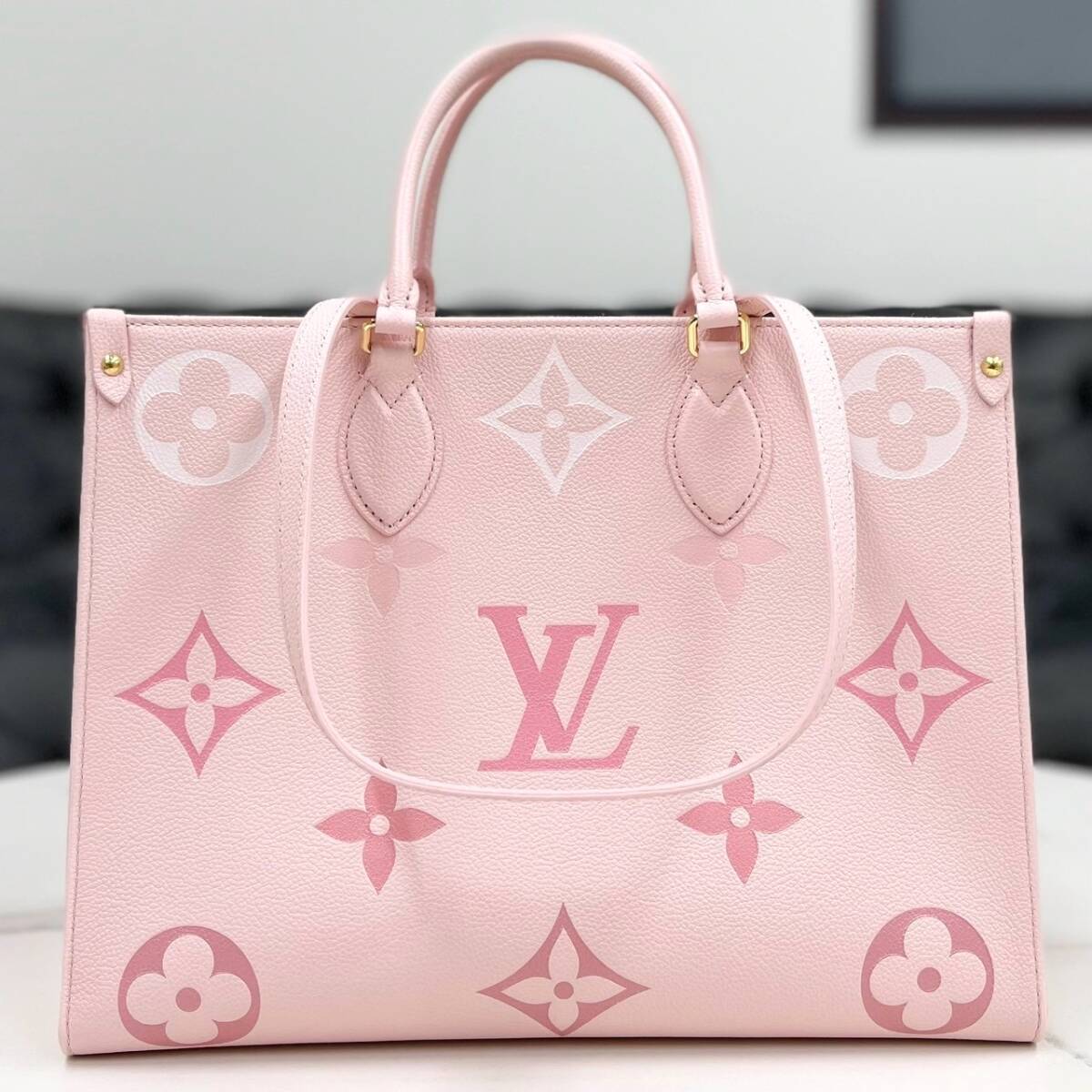 LOUIS VUITTON ルイヴィトン オンザゴーMM M46542