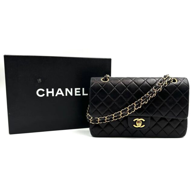 CHANEL シャネル マトラッセ25 ショルダーバッグ ラムスキン
