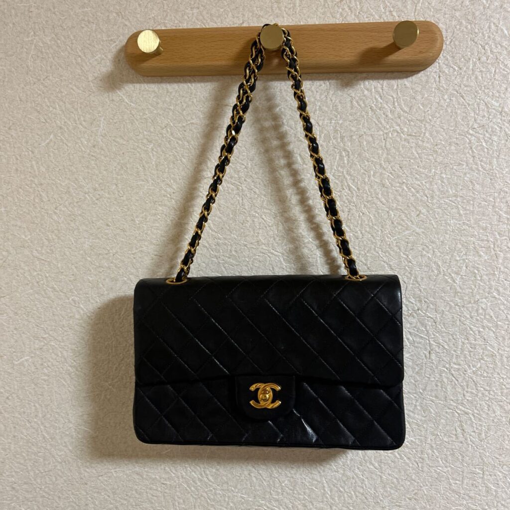 CHANEL シャネル マトラッセ25 チェーンショルダーバッグ ラムスキン 黒
