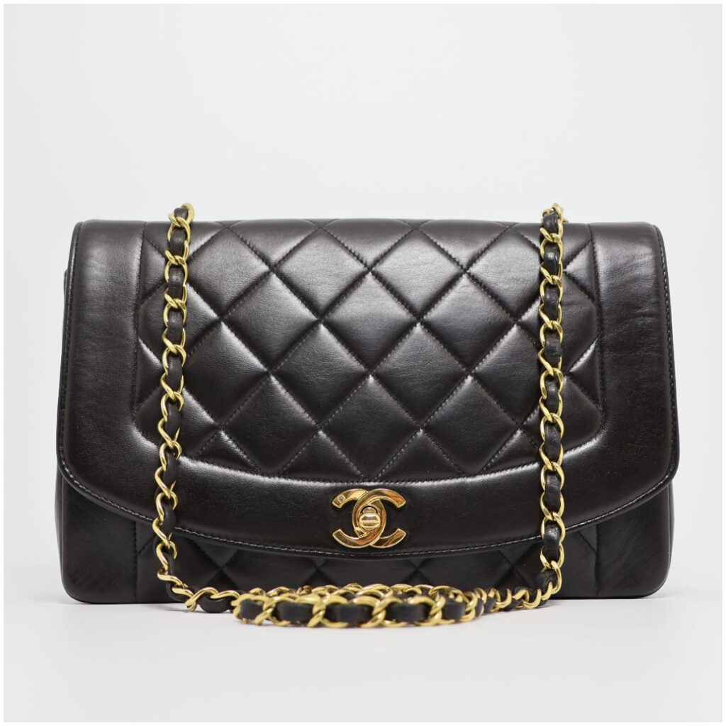 CHANEL シャネル マトラッセ ダイアナ フラップ 25 チェーンショルダー ブラック