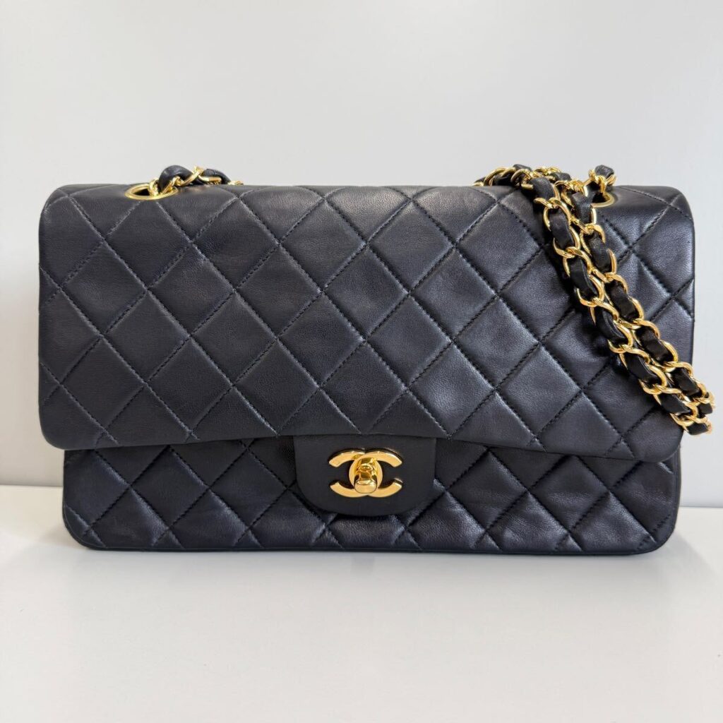 CHANEL シャネル マトラッセ Wフラップ チェーンショルダーバッグ ラムスキン