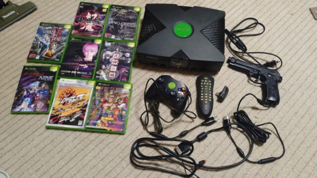 初代 Xbox 本体 ソフト8本 ガンコン付 一式