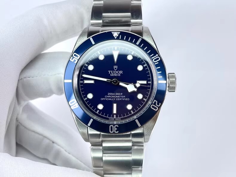 TUDOR Black Bay Fifty-Eight Navy Blue 自動巻き 腕時計 M79030B-0001