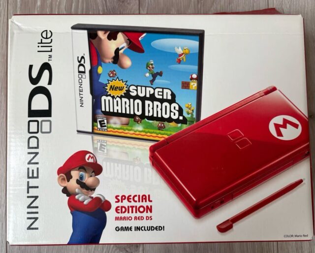 海外版ニンテンドーDS Lite マリオレッド SPECIAL EDITION