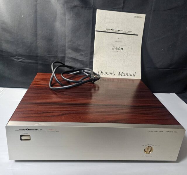 LUXMAN E-06α フォノイコライザーアンプ