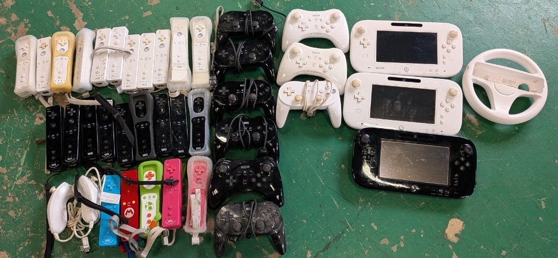 Nintendo WiiU ゲームパッド コントローラー Proコントローラー ヌンチャク まとめ売り