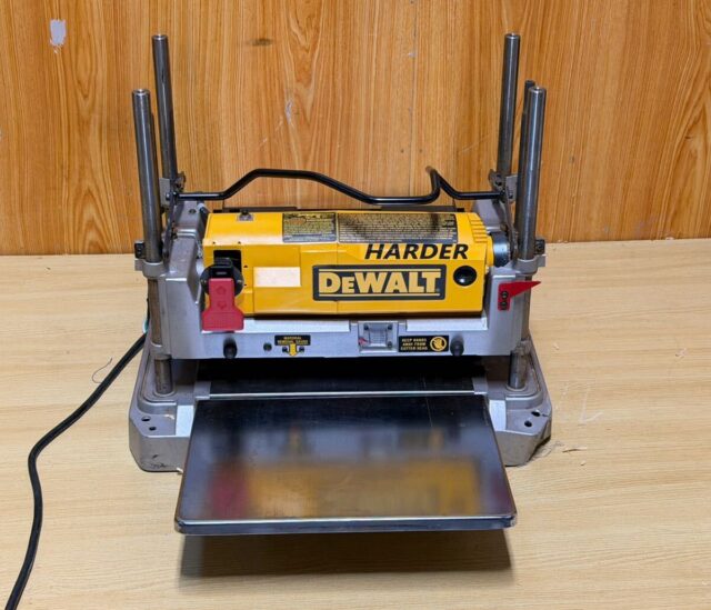 DEWALT デウォルト DW733 電動プレーナー