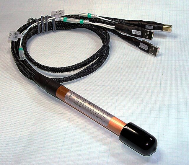 音響用USB ノイズフィルター ファインメット内蔵 別電源化同軸ケーブル