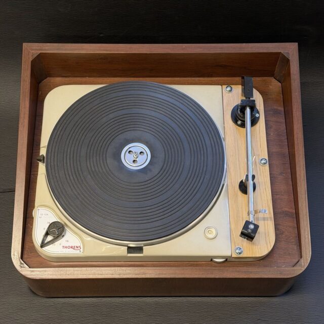 THORENS TD124 レコードプレーヤー キャビネット アーム カートリッジ付き