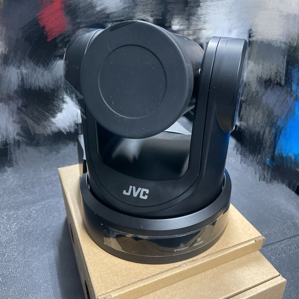 JVC KY-PZ200N HD PTZリモートカメラ NDI|HX対応