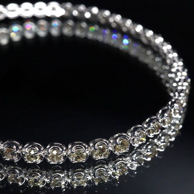 K18WG 天然ダイヤモンドブレスレット 3.00ct
