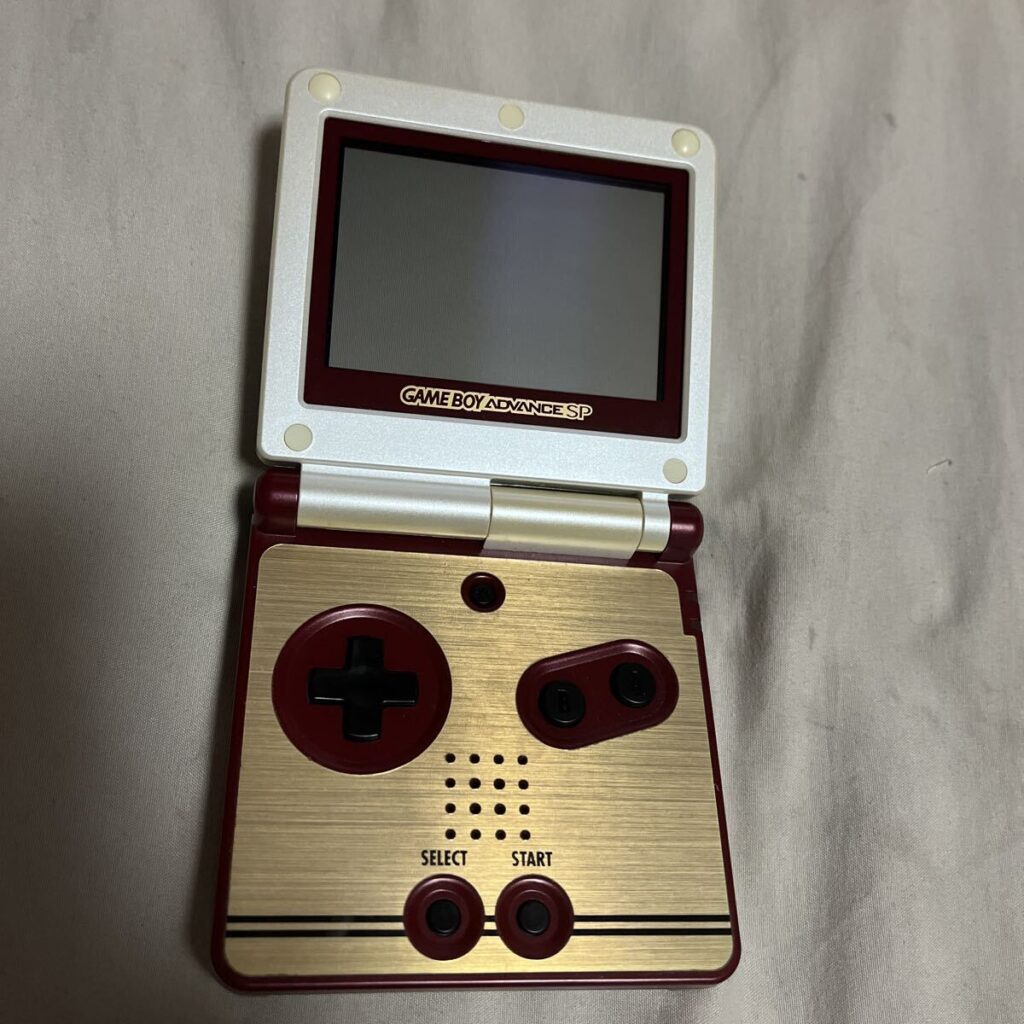 Nintendo ゲームボーイアドバンスSP ファミコン生誕20周年記念