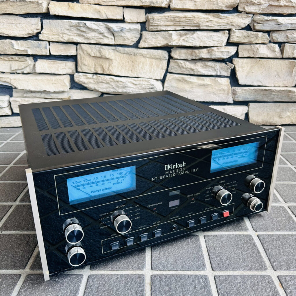 McIntosh プリメインアンプ MA6800