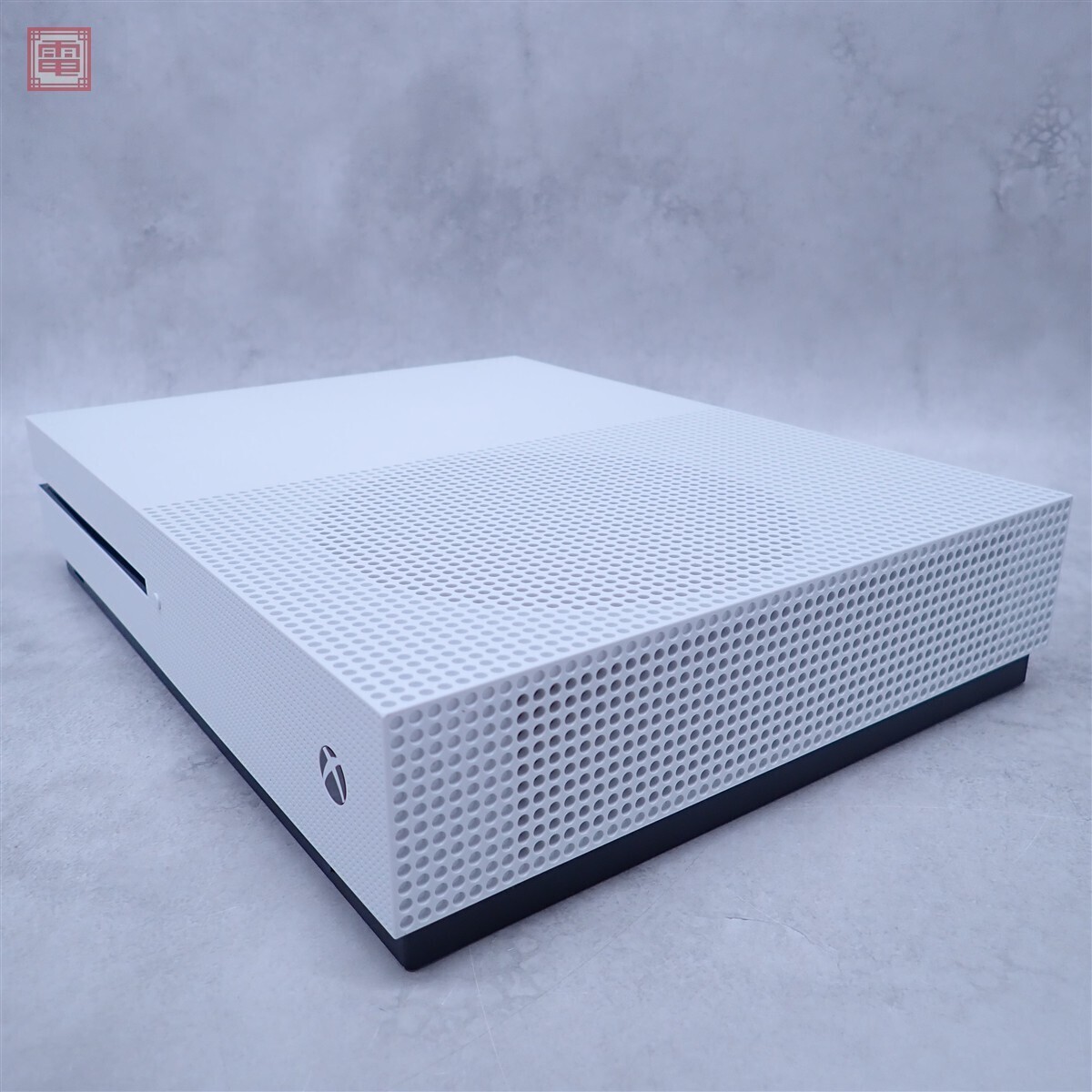 Microsoft Xbox One S 1TB 本体 MODEL1681