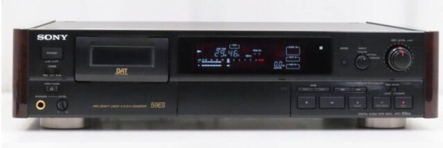 SONY DTC-59ES DATデッキ