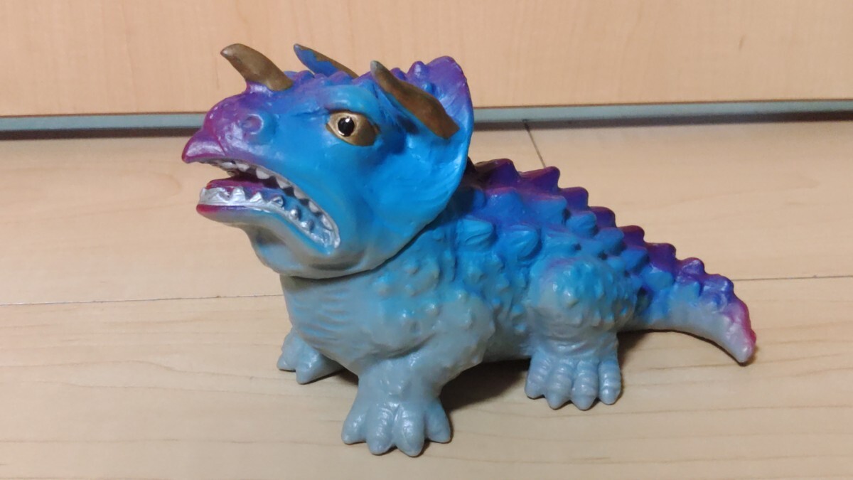 三浦トーイ パチ 怪獣トリケラトプス風 昭和レトロ ソフビ