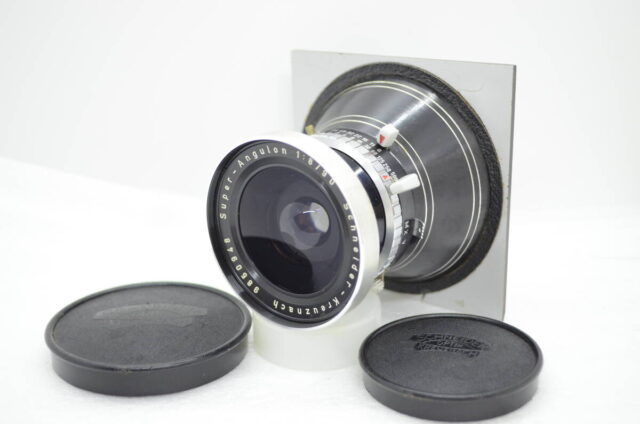 Schneider Super-Angulon f8 90mm 大判用レンズ