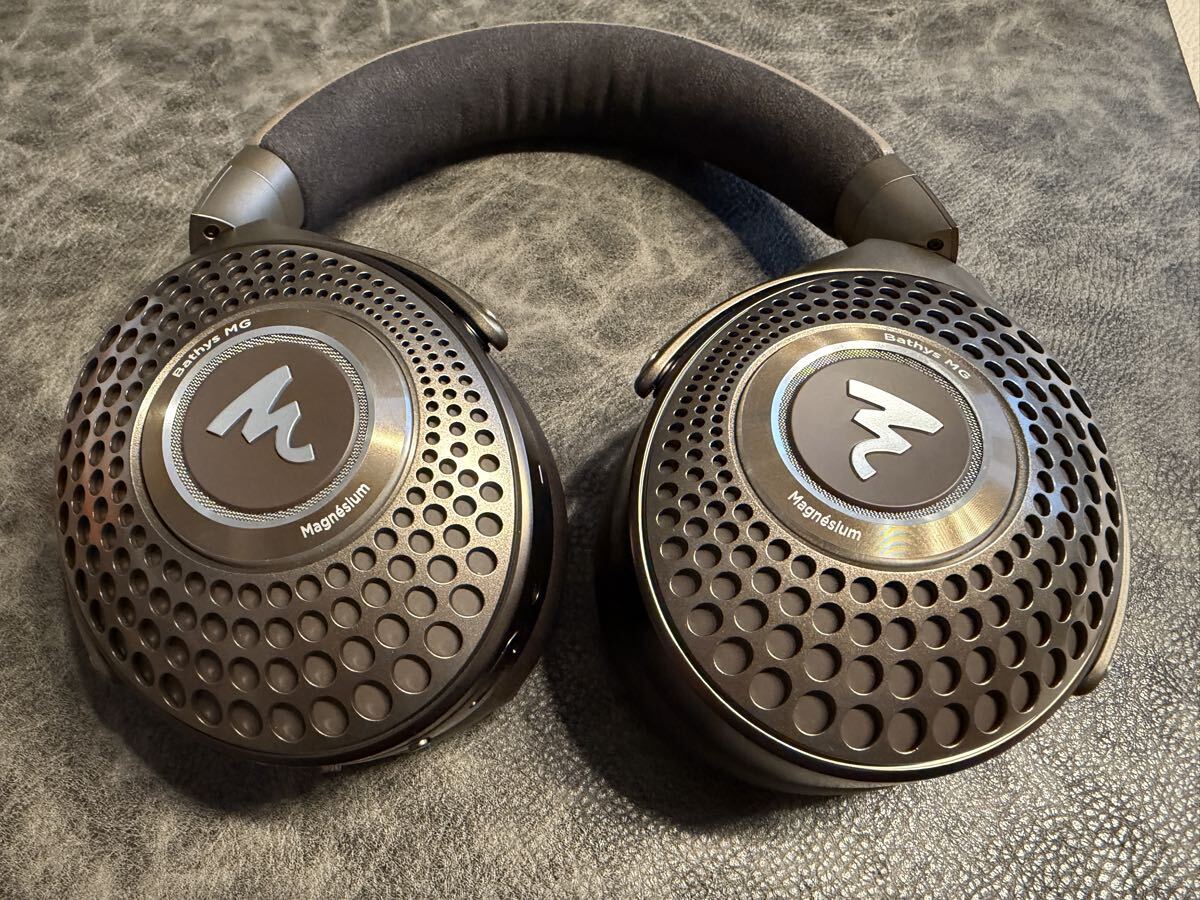 FOCAL BATHYS MG Bluetoothヘッドフォン チェスナットブラウン