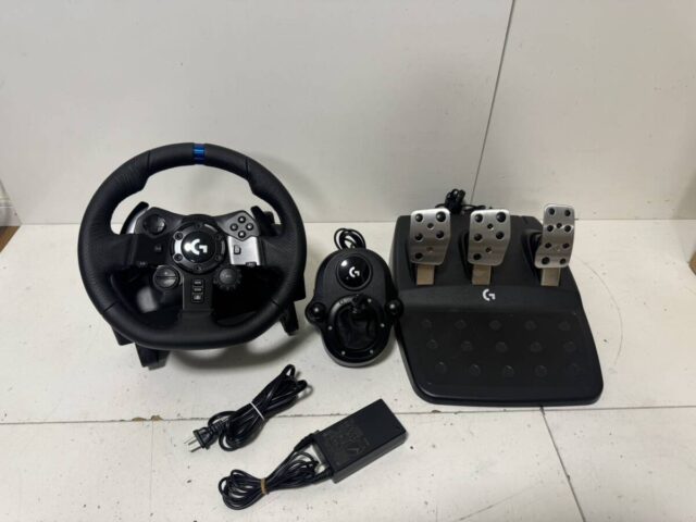 Logicool G923 レーシングホイール PS5 PS4 PS3 PC対応