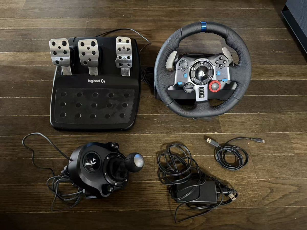 Logicool G29 DRIVING FORCE ハンドルコントローラー ペダルセット付き
