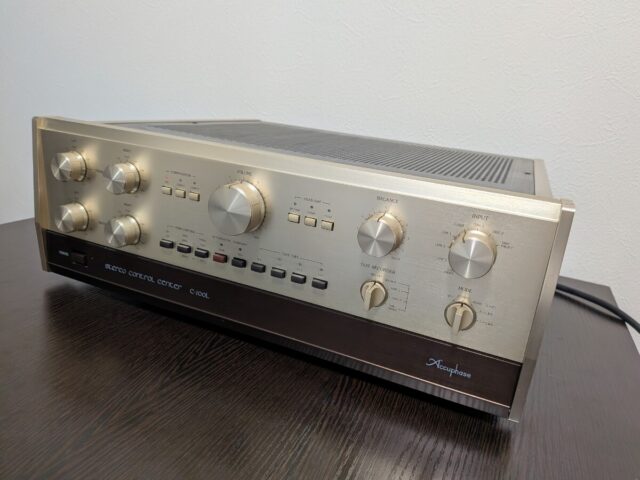 Accuphase C-200L プリアンプ アキュフェーズ