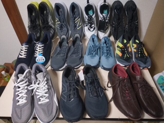 スニーカー11足まとめ売り NIKE newbalance ASICS等