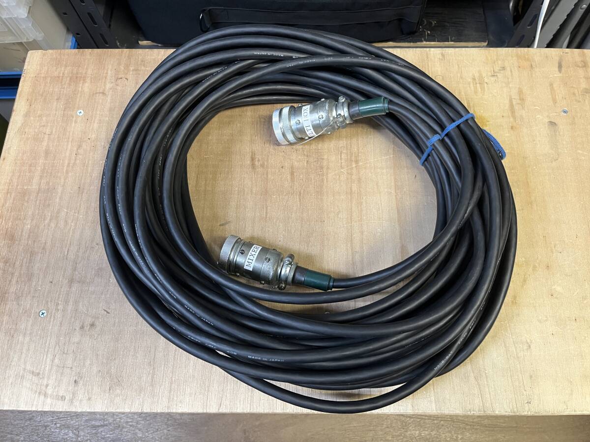 CANARE 8C30-M2 8チャンネル マルチケーブル 30m
