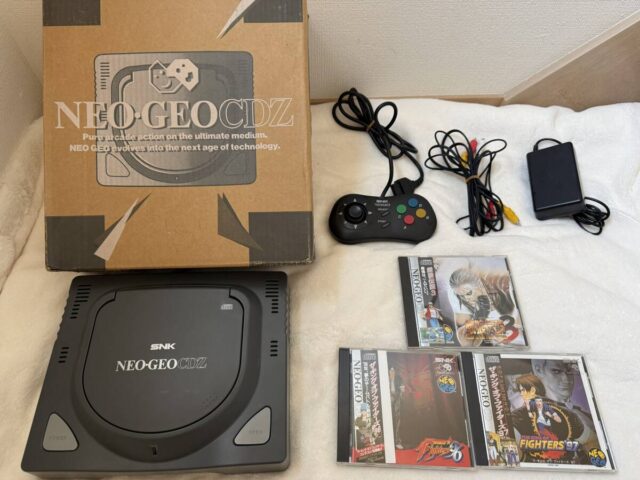NEO GEO CDZ 本体 + 餓狼伝説3 KOF96 KOF97 ソフトセット