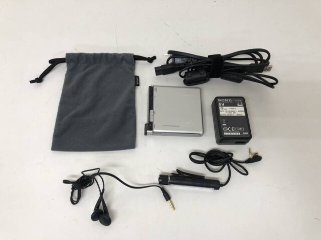 SONY WALKMAN MZ-RH1 Hi-MD ポータブルMDプレーヤー