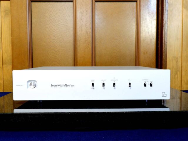 LUXMAN E-250 Phonoイコライザーアンプ