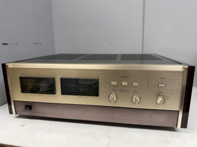 Accuphase アキュフェーズ P-300V プリメインアンプ