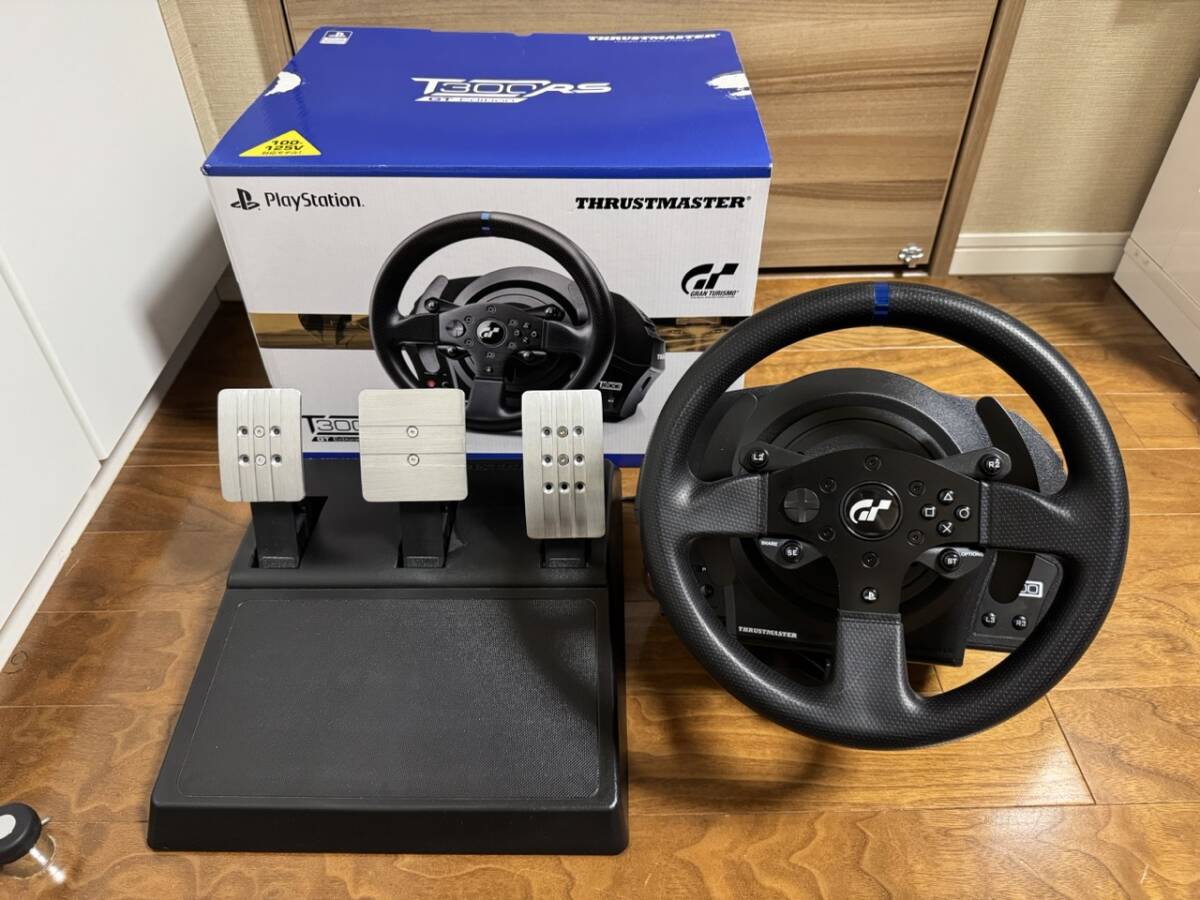 Thrustmaster T300 RS GT ハンドルコントローラー
