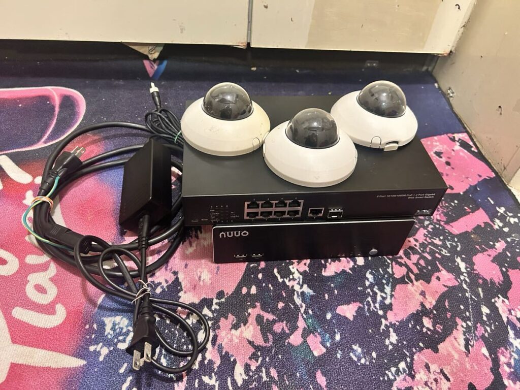 NUUO ネットワークビデオレコーダー ドーム型カメラ3台セット 4TB
